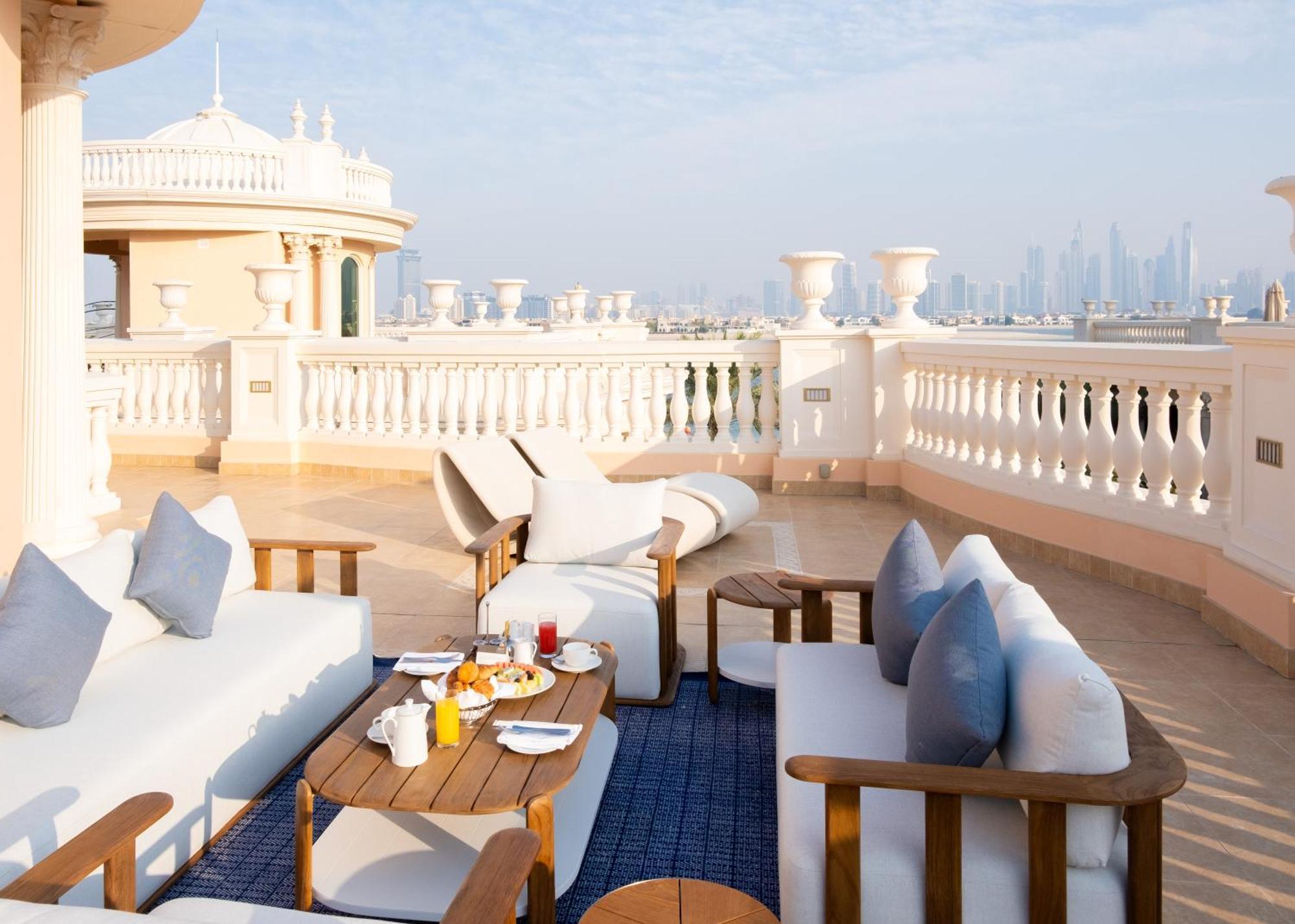 Kempinski Hotel & Residences Palm Jumeirah Дубай Екстериор снимка